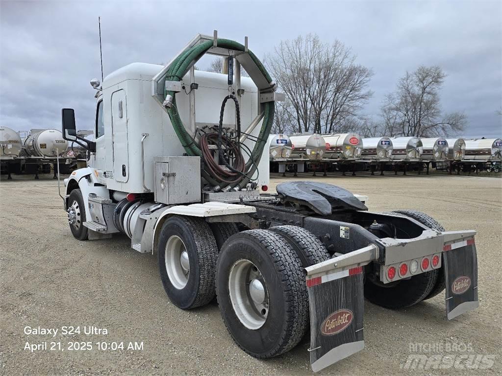 Peterbilt 567 Vlačilci