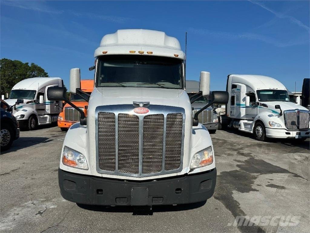Peterbilt 579 Vlačilci