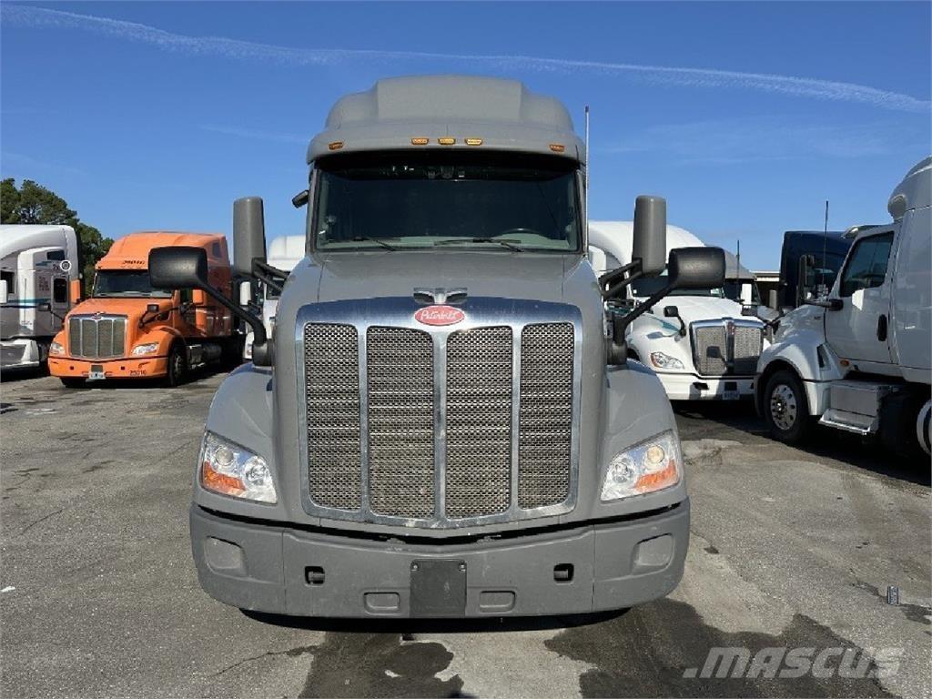 Peterbilt 579 Vlačilci