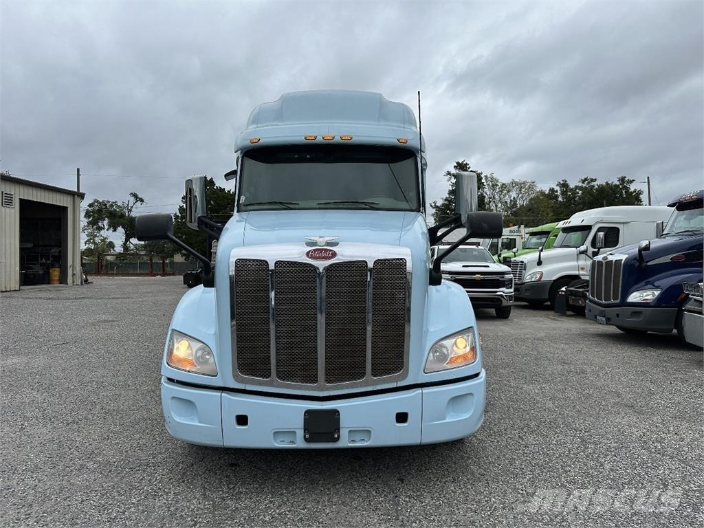 Peterbilt 579 Vlačilci