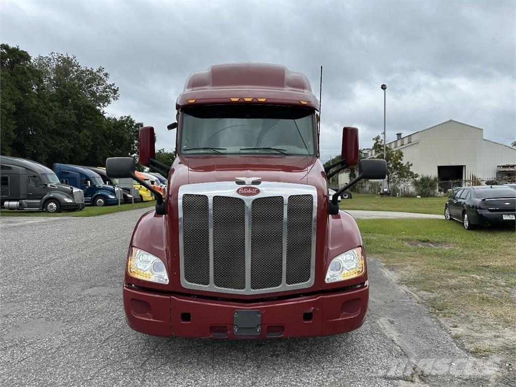 Peterbilt 579 Vlačilci
