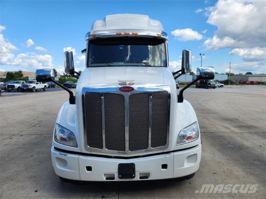 Peterbilt 579 Vlačilci