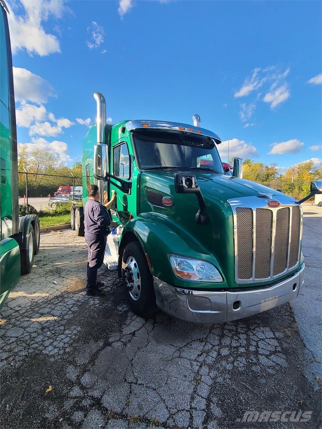 Peterbilt 579 Vlačilci