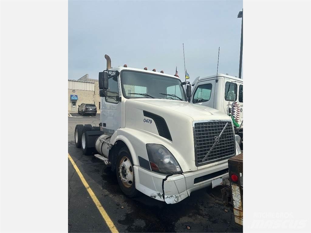 Volvo VNL300 Vlačilci