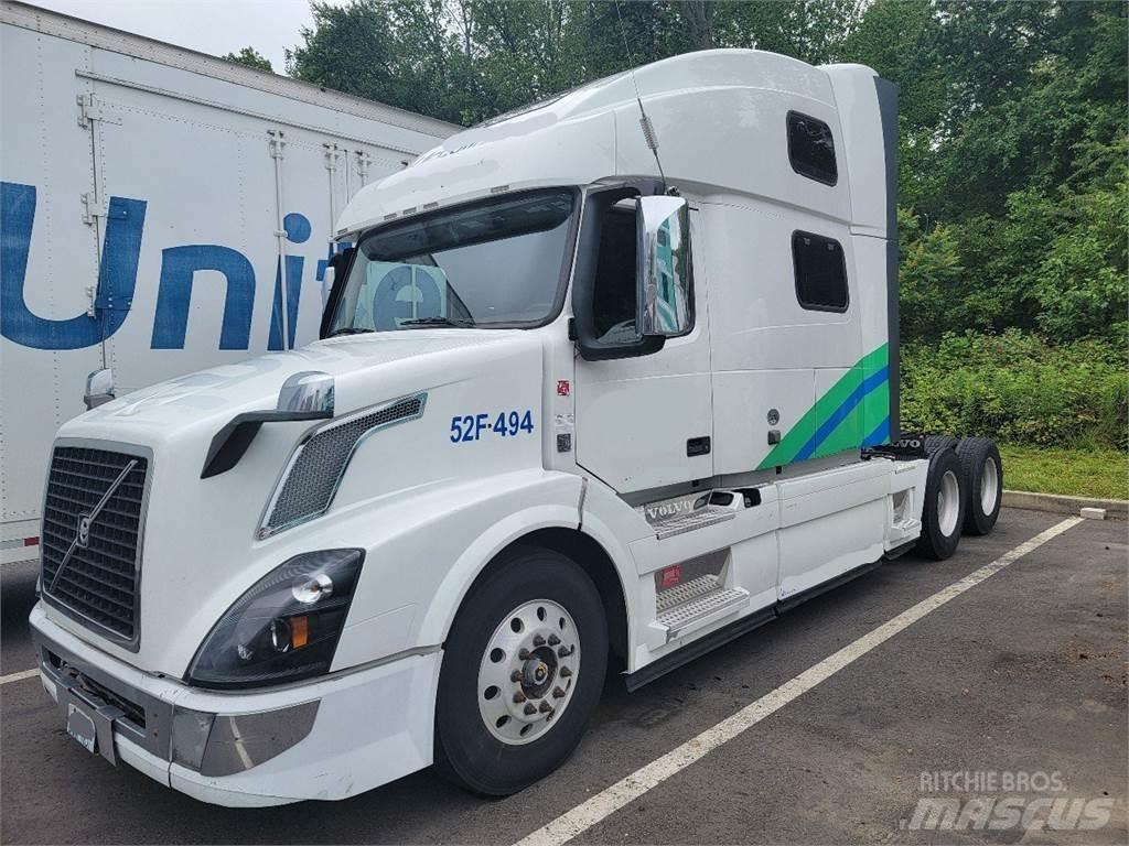 Volvo VNL64T780 Vlačilci