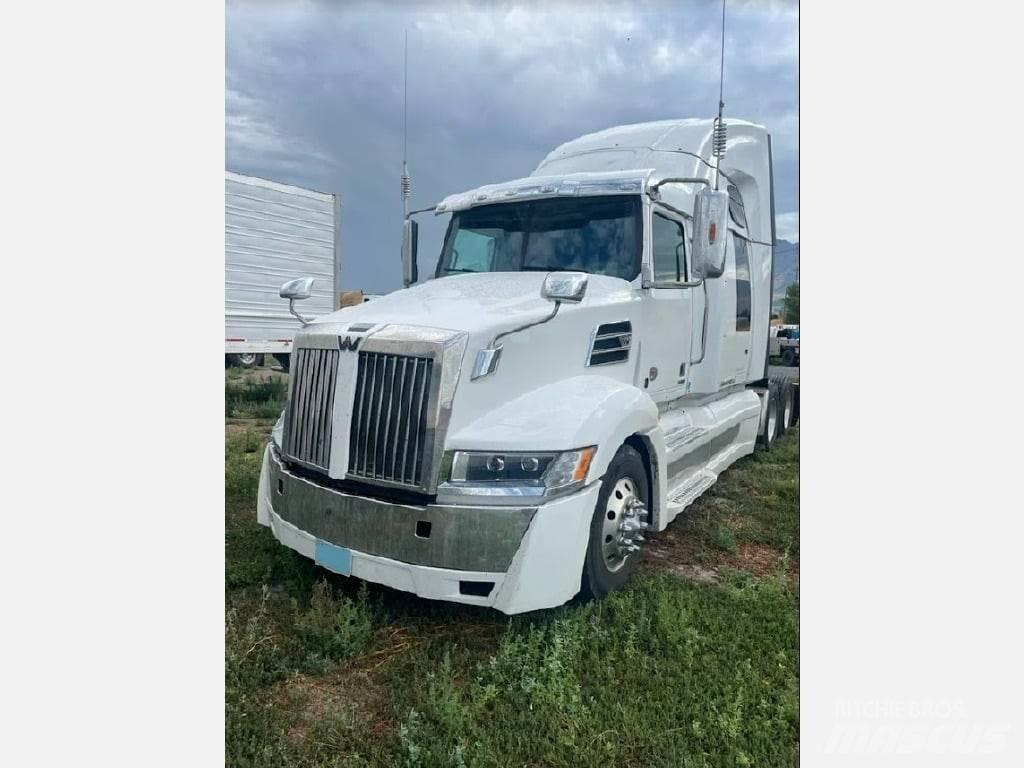 Western Star 5700XE Vlačilci