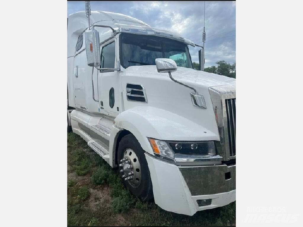 Western Star 5700XE Vlačilci