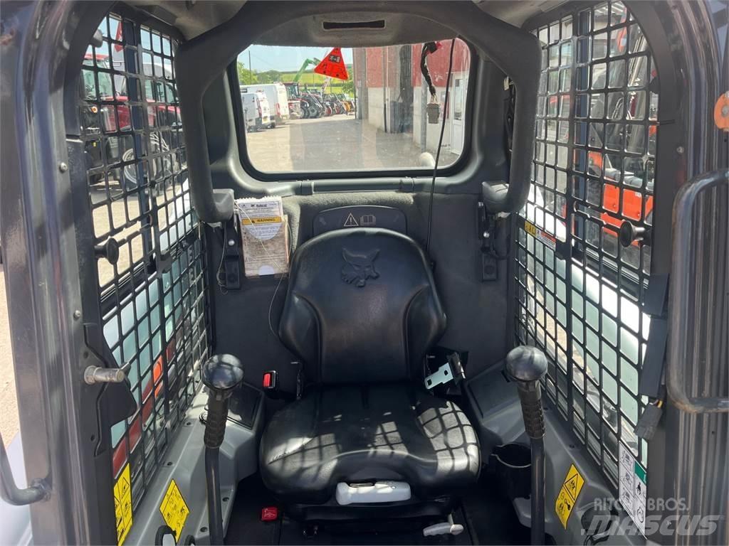 Bobcat S550 Skid steer mini nakladalci