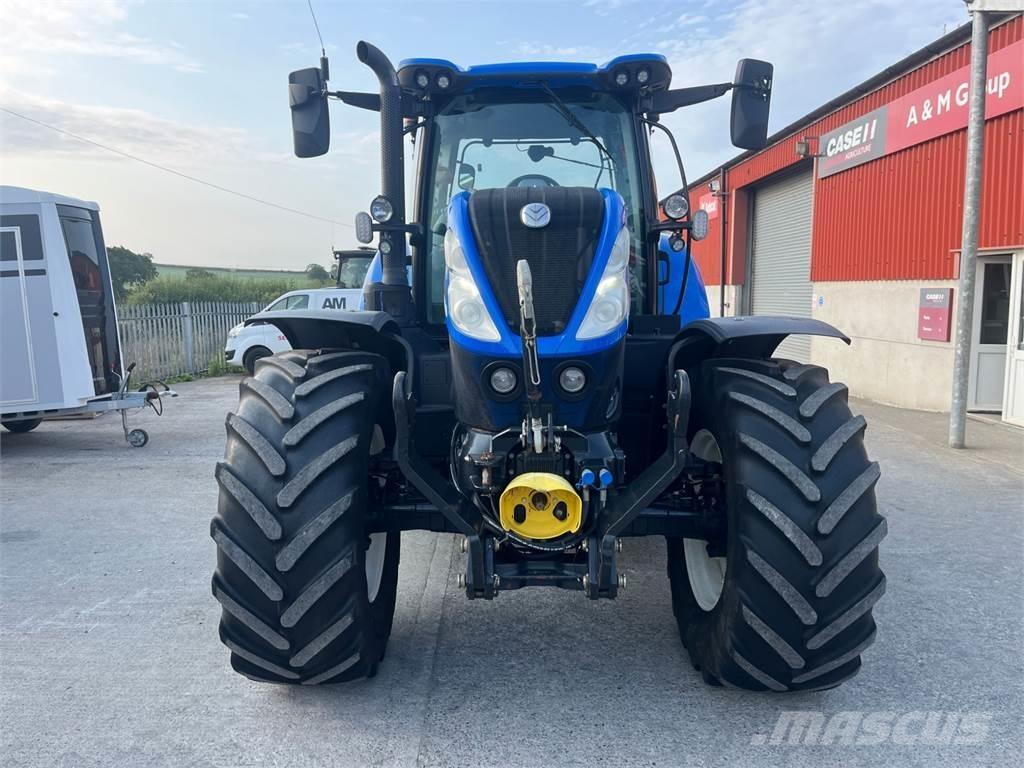 New Holland T7.210 Traktorji