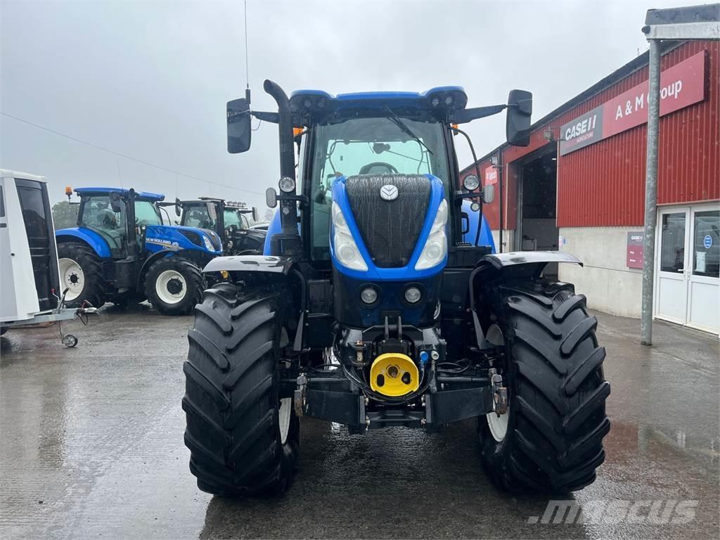 New Holland T7.210 Traktorji