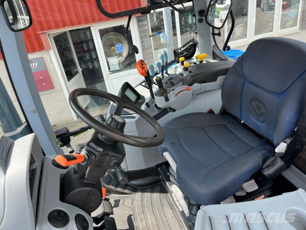 New Holland T7.210 Traktorji