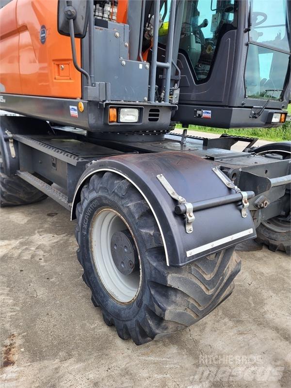 Doosan DX165W-5 Bagri na kolesih