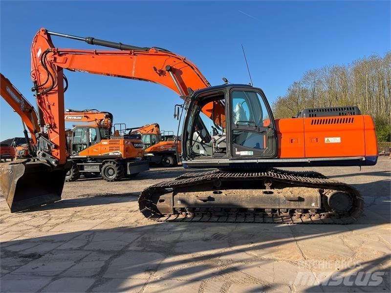 Doosan DX255LC Bagri goseničarji