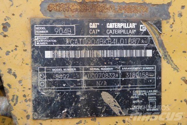CAT 904B Kolesni nakladalci