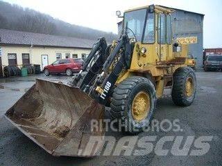 CAT IT18B Kolesni nakladalci