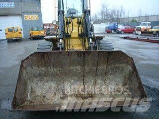 CAT IT18B Kolesni nakladalci