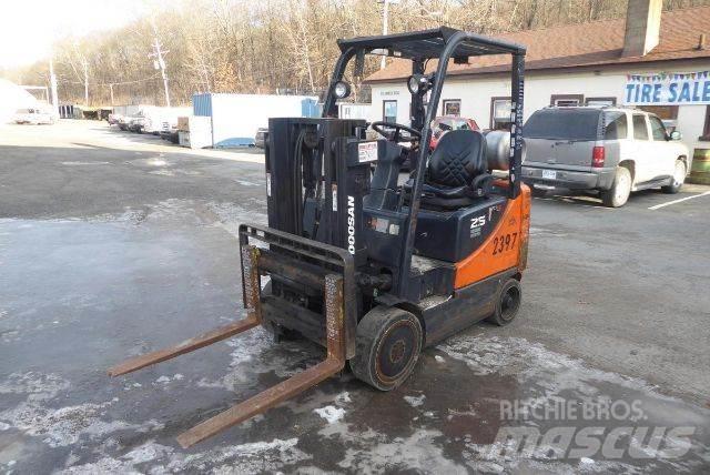 Doosan GC25P-5 Viličarji - drugo