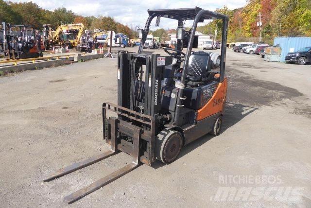 Doosan GC25P-5 Viličarji - drugo
