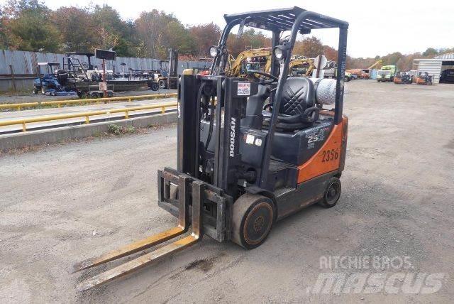 Doosan GC25P-5 Viličarji - drugo