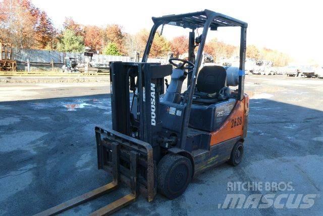 Doosan GC25P-5 Viličarji - drugo