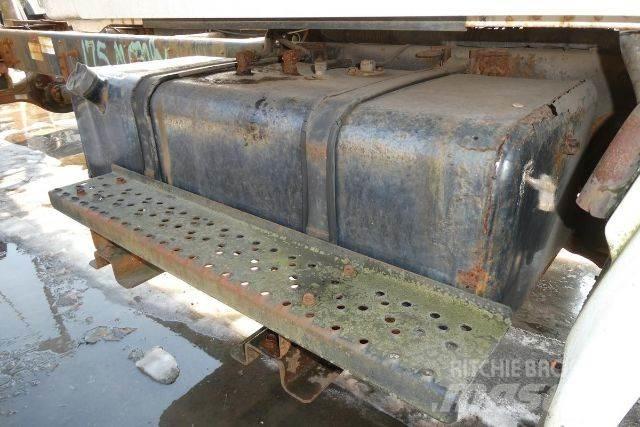 Hino 145 Tovornjaki-šasije