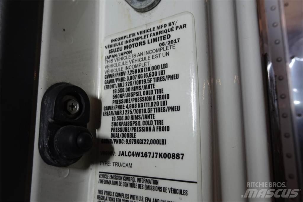 Isuzu NPR XD Tovornjaki hladilniki