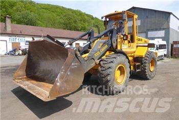 JCB 426B Kolesni nakladalci