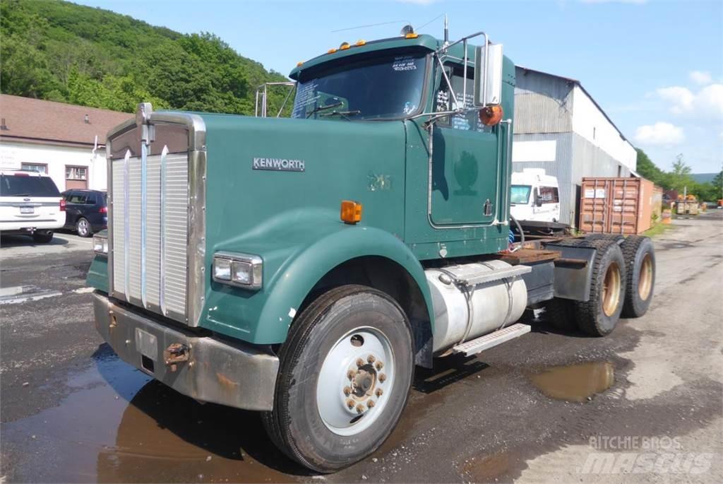 Kenworth W900B Tovornjaki-šasije