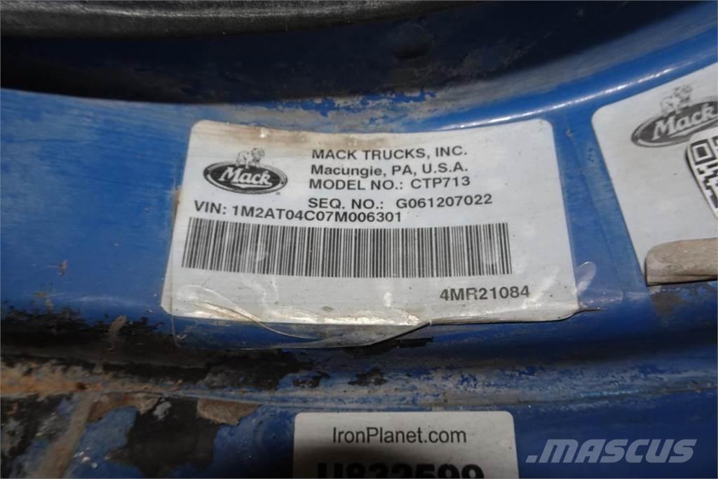 Mack CTP713 Avtomešalci za beton