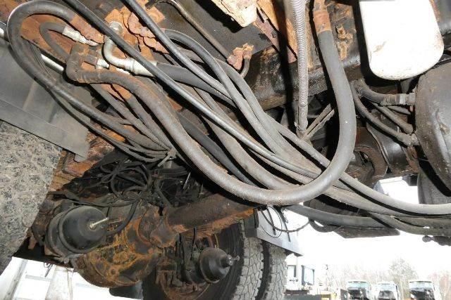 Mack CV712 Kiper tovornjaki