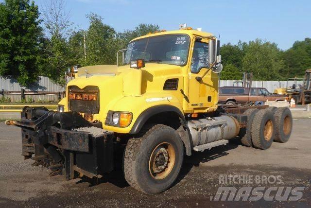 Mack CV713 Tovornjaki-šasije