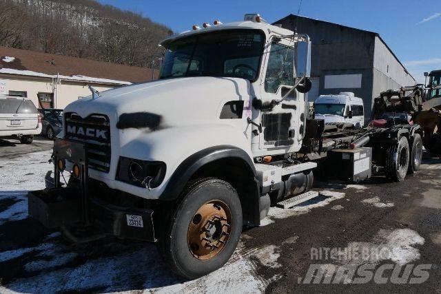 Mack CV713 Tovornjaki-šasije