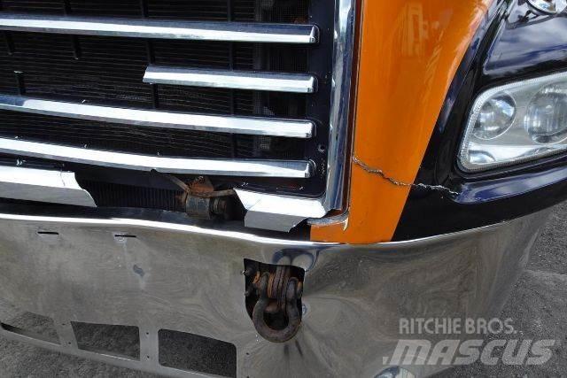 Mack CX612 Tovornjaki-šasije