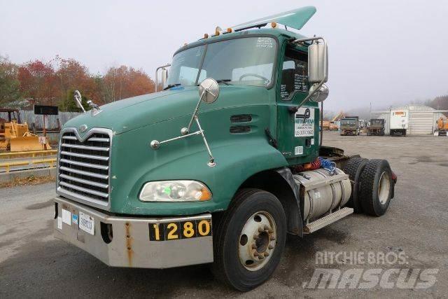 Mack CXN612 Tovornjaki-šasije