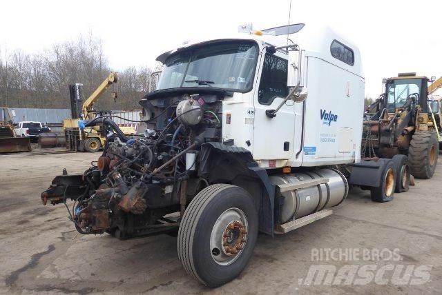 Mack CXN613 Vlačilci