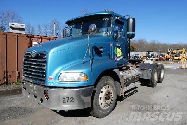 Mack CXN613 Tovornjaki-šasije