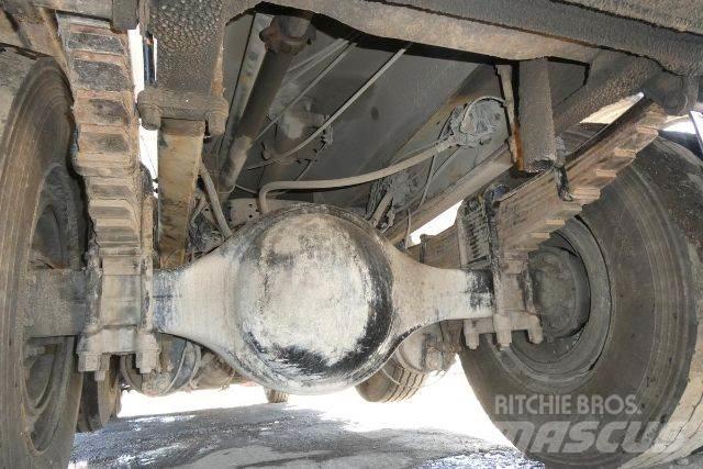 Mack RD690P Tovornjaki cisterne