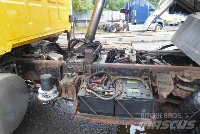 Sterling L8500 Kiper tovornjaki