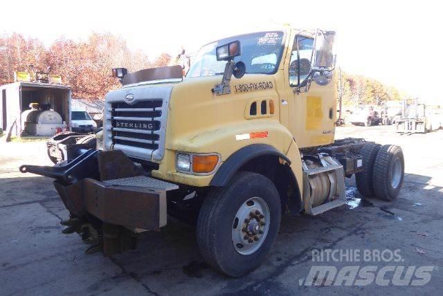 Sterling L8500 Tovornjaki-šasije