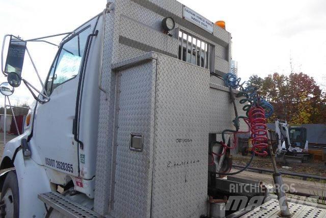 Sterling LT9500 Tovornjaki-šasije