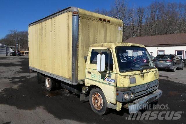 UD 1100 Tovornjaki zabojniki