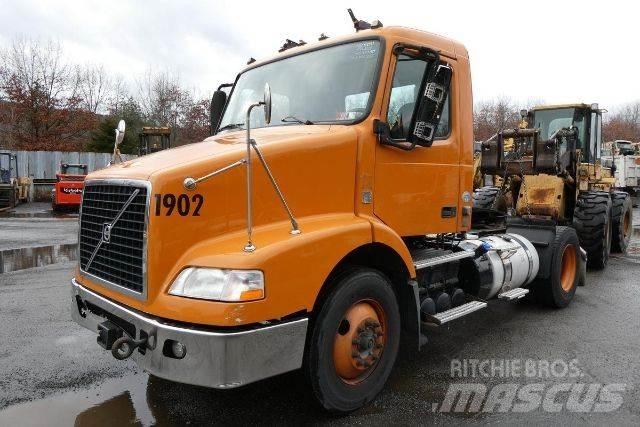Volvo VNM42T Tovornjaki-šasije
