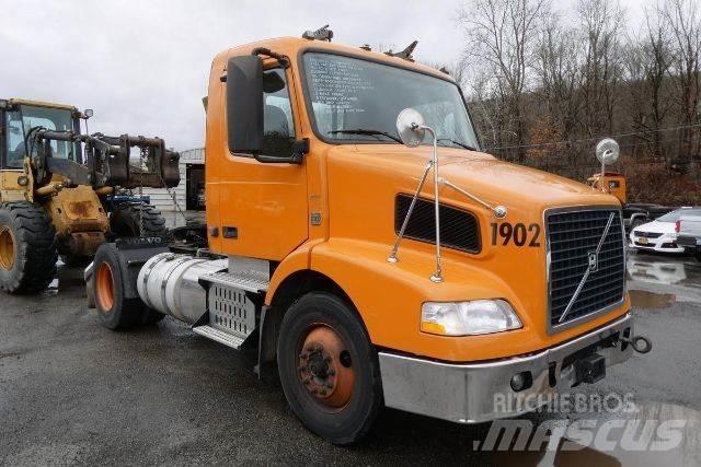 Volvo VNM42T Tovornjaki-šasije