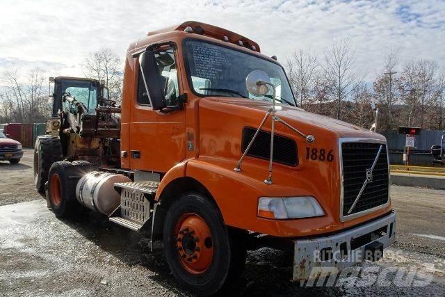 Volvo VNM42T Tovornjaki-šasije