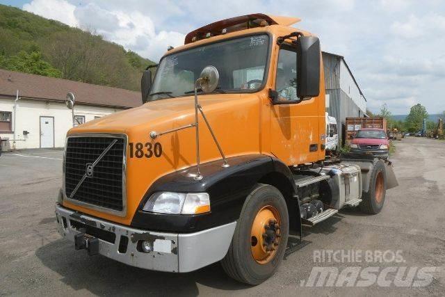 Volvo VNM42T Tovornjaki-šasije
