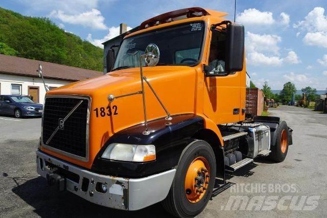 Volvo VNM42T Tovornjaki-šasije