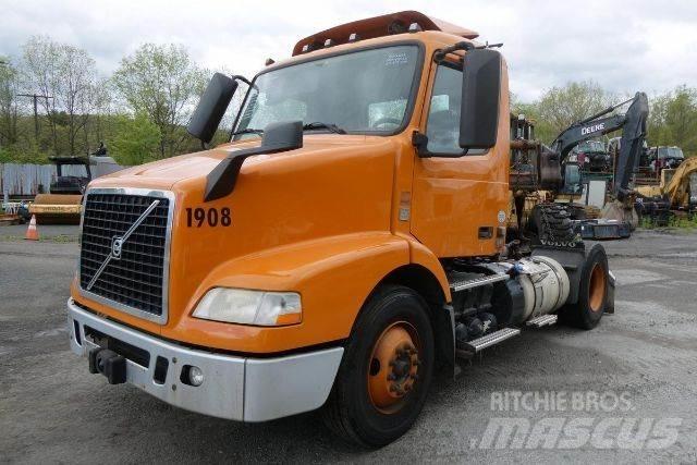 Volvo VNM42T Tovornjaki-šasije