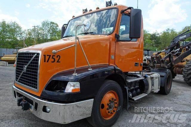 Volvo VNM42T Tovornjaki-šasije