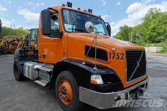 Volvo VNM42T Tovornjaki-šasije