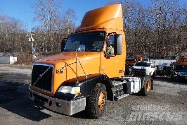 Volvo VNM42T Tovornjaki-šasije